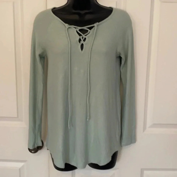 Aerie long sleeve shirt top size XS seafoam green crisscross in front - Picture 1 of 6